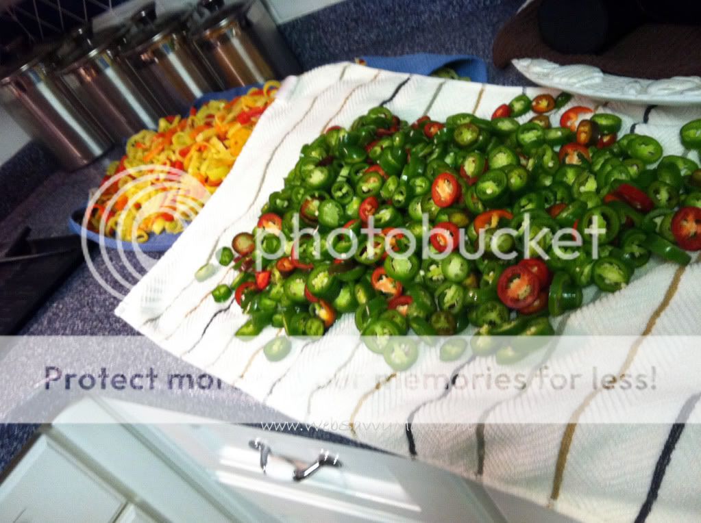 Canning banana peppers and jalapeños