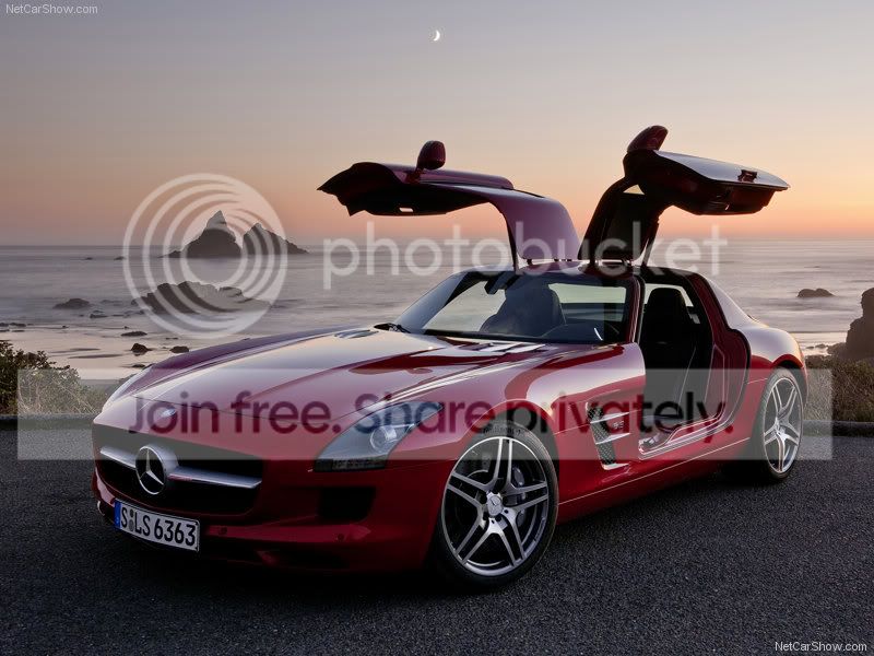 Mercedes-Benz-SLS_AMG_2011_800x600_.jpg